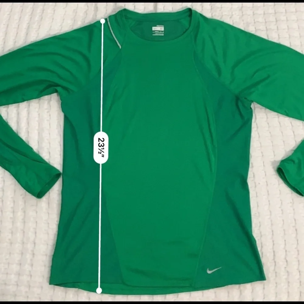 Nike Dri fit Long sleeves shirt Green Size Medium